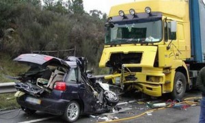 Seattle Federal Way Bellevue Renton abogados de accidentes de camiones